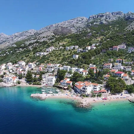 Seaside With A Swimming Pool - Omis - 23884 *